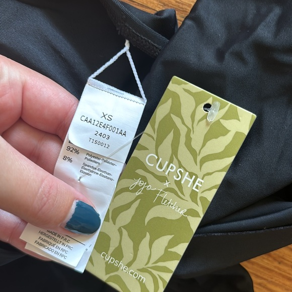 Cupshe black one piece swimsuit - Picture 2 of 4